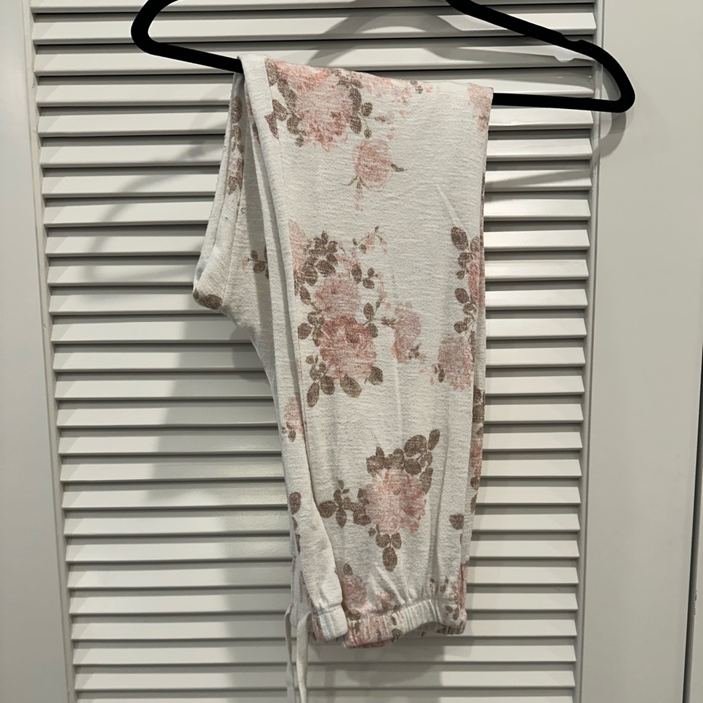 Alya Floral Jogger Pants Small - Picture 2 of 4